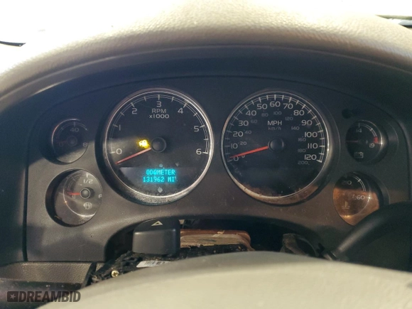 2007 Chevrolet Avalanche LT w/3LT with VIN 3GNFK12357G218403, listed as a Copart auction lot 82667364 with 131,962 mi miles and Clean Title. Bid and sale history available at carsss.com. Image 9.