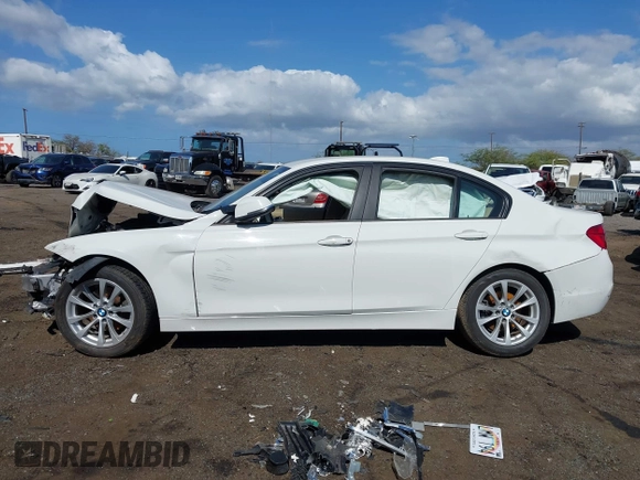2016 BMW 3 Series 320i z VIN WBA8A9C51GK617592, wystawiony jako IAAI lot #41550528 z przebiegiem Nie podano mil oraz . Historia ofert i sprzedaży dostępna na DreamBid. Obrazek 15.