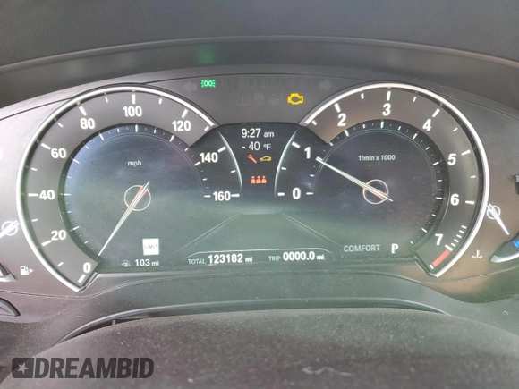 2019 BMW 5 Series 530i z VIN WBAJA5C56KWW14361, wystawiony jako Copart lot #56403635 z przebiegiem 123 182 mil mil oraz Szkoda całkowita • Salvage title. Historia ofert i sprzedaży dostępna na DreamBid. Obrazek 9.