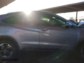 2018 Honda HR-V EX-L Navi with VIN 3CZRU5H79JM700800, listed as a IAAI auction lot 41334079 with 58,265 mi miles. Bid and sale history available at carsss.com. Image 13.