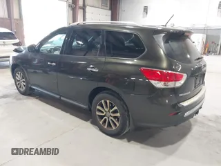 2016 Nissan Pathfinder Platinum with VIN 5N1AR2MM1GC601909, listed as a IAAI auction lot 42114650 with 151,423 mi miles. Bid and sale history available at carsss.com. Image 3.