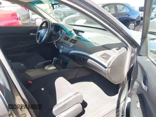 2012 Honda Accord LX Premium z VIN 1HGCP2F4XCA101593, wystawiony jako IAAI lot #41860693 z przebiegiem 76 912 mil mil oraz . Historia ofert i sprzedaży dostępna na DreamBid. Obrazek 5.