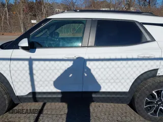 2024 Chevrolet TrailBlazer ACTIV with VIN KL79MSSL1RB045414, listed as a IAAI auction lot 41228708 with 10,811 mi miles and . Bid and sale history available at DreamBid. Image 14.