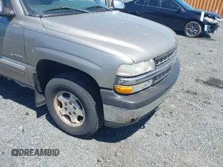 2002 Chevrolet Silverado 1500 LS with VIN 2GCEK19V421235979, listed as a IAAI auction lot 42165006 with 126,361 mi miles. Bid and sale history available at carsss.com. Image 6.