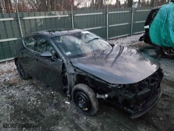 2019 Mazda Mazda3 Hatchback w/Premium Pkg with VIN JM1BPANM0K1132808, listed as a Copart auction lot 68816162 with 29,549 mi miles. Bid and sale history available at carsss.com. Image 4.