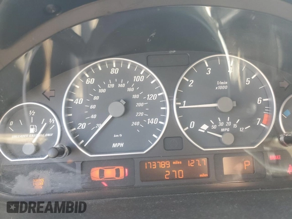2004 BMW 3 Series 330Ci with VIN WBABD53424PL13974, listed as a Copart auction lot 42358075 with 173,789 mi miles and Salvage Title. Bid and sale history available at carsss.com. Image 9.