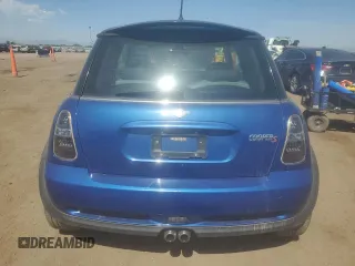2005 MINI Hardtop S with VIN WMWRE33415TD90833, listed as a Copart auction lot 61238165 with 174,647 mi miles and Salvage title. Bid and sale history available at DreamBid. Image 6.