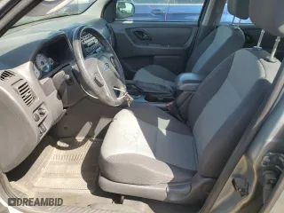 2005 Ford Escape XLS Value with VIN 1FMYU92Z45KE32184, listed as a Copart auction lot 52211135 with 149,533 mi miles and Clean Title. Bid and sale history available at carsss.com. Image 7.