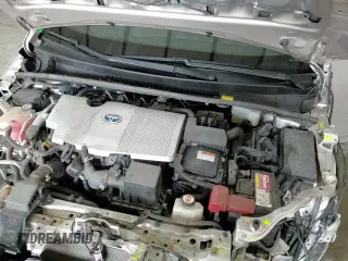 2018 Toyota Prius Plus with VIN JTDKARFP7J3084848, listed as a Copart auction lot 84256715 with 96,007 mi miles and Salvage title. Bid and sale history available at DreamBid. Image 14.