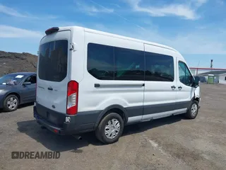 2022 Ford Transit Passenger XL с VIN 1FBAX2CG2NKA78400, выставлен на аукционе IAAI как лот 42219362 с пробегом 178 966 миль миль и . История ставок и продаж доступна на DreamBid. Изображение 4.