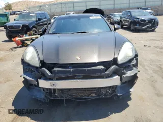 2013 Porsche Panamera GTS z VIN WP0AF2A72DL075085, wystawiony jako Copart lot #55805285 z przebiegiem 71 912 mil mil oraz Szkoda całkowita • Salvage title. Historia ofert i sprzedaży dostępna na DreamBid. Obrazek 5.