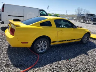 2005 Ford Mustang Deluxe with VIN 1ZVFT80N055243648, listed as a Copart auction lot 50080295 with 122,686 mi miles and Salvage Title. Bid and sale history available at carsss.com. Image 3.