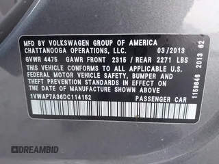 2013 Volkswagen Passat Wolfsburg Edition z VIN 1VWAP7A36DC114152, wystawiony jako IAAI lot #41911437 z przebiegiem 163 048 mil mil oraz . Historia ofert i sprzedaży dostępna na DreamBid. Obrazek 9.