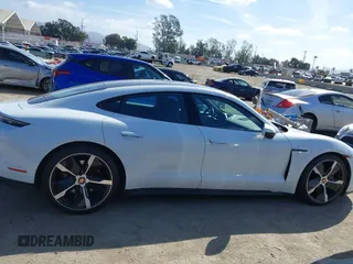 2021 Porsche Taycan 4S z VIN WP0AB2Y12MSA43873, wystawiony jako IAAI lot #41703233 z przebiegiem 24 452 mil mil oraz . Historia ofert i sprzedaży dostępna na DreamBid. Obrazek 13.