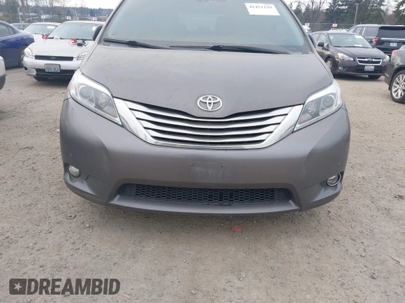 2015 Toyota Sienna Ltd with VIN 5TDDK3DC4FS096867, listed as a IAAI auction lot 41451129 with 226,548 mi miles. Bid and sale history available at carsss.com. Image 6.