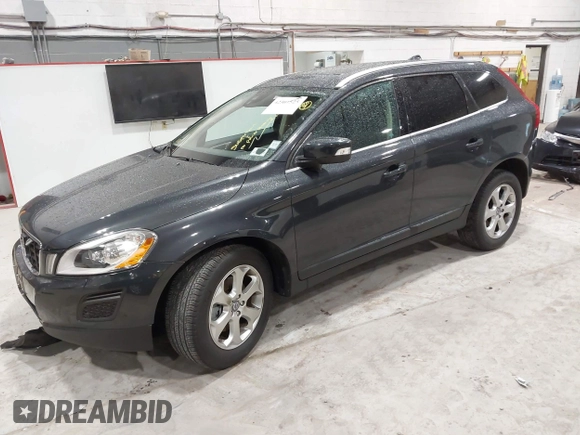 2013 Volvo XC60 3.2L with VIN YV4952DZ4D2368167, listed as a IAAI auction lot 42307525 with 13,302 mi miles and . Bid and sale history available at DreamBid. Image 18.