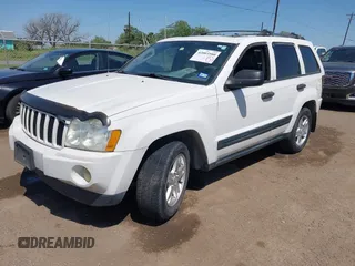 2005 Jeep Grand Cherokee Laredo with VIN 1J4GS48K95C554353, listed as a IAAI auction lot 42003580 with Not Provided miles and . Bid and sale history available at DreamBid. Image 2.