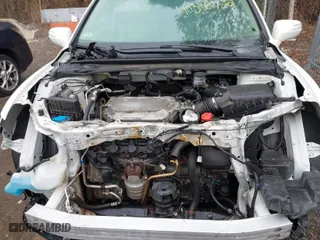 2018 Acura RDX w/Advance Pkg with VIN 5J8TB4H70JL009007, listed as a IAAI auction lot 40382722 with 104,933 mi miles. Bid and sale history available at carsss.com. Image 10.