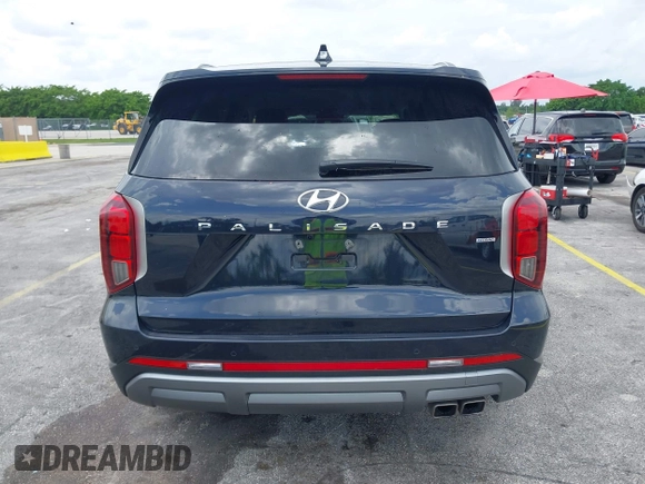 2025 Hyundai Palisade SEL z VIN KM8R2DGEXSU835072, wystawiony jako IAAI lot #42394638 z przebiegiem 14 919 mil mil oraz . Historia ofert i sprzedaży dostępna na DreamBid. Obrazek 16.