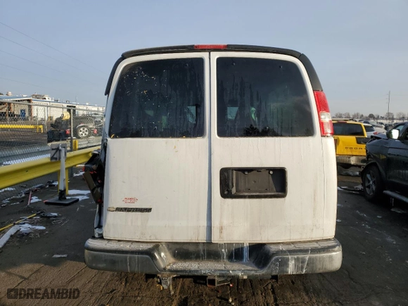2017 Chevrolet Express Passenger LT with VIN 1GAWGFFF4H1253664, listed as a Copart auction lot 45317125 with 123,264 mi miles and Salvage Title. Bid and sale history available at carsss.com. Image 6.