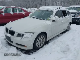 2006 BMW 3 Series 325xi with VIN WBAVT13556KW22050, listed as a IAAI auction lot 41551183 with Not provided miles and . Bid and sale history available at DreamBid. Image 2.