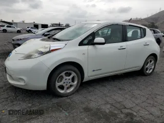 2011 Nissan LEAF SL with VIN JN1AZ0CP1BT003531, listed as a Copart auction lot 45995125 with 32,001 mi miles and Clean Title. Bid and sale history available at carsss.com. Image 1.