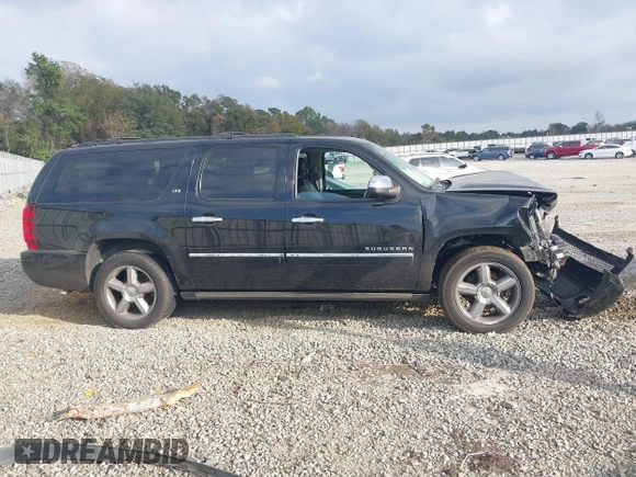 2014 Chevrolet Suburban LTZ with VIN 1GNSCKE05ER105566, listed as a IAAI auction lot 40762562 with 191,055 mi miles and . Bid and sale history available at DreamBid. Image 13.
