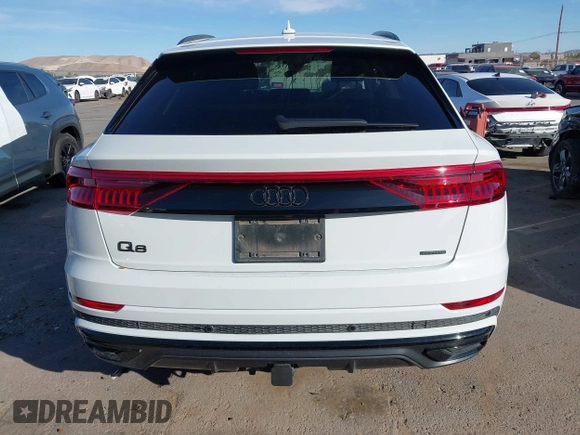 2021 Audi Q8 Premium Plus z VIN WA1EVAF12MD032227, wystawiony jako IAAI lot #41193948 z przebiegiem Nie podano mil oraz . Historia ofert i sprzedaży dostępna na DreamBid. Obrazek 17.