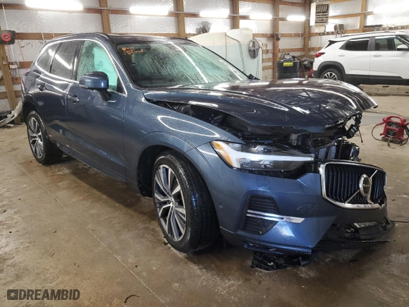 2022 Volvo XC60 Momentum with VIN YV4L12RK6N1911586, listed as a Copart auction lot 45933375 with 32,334 mi miles and Salvage Title. Bid and sale history available at carsss.com. Image 4.