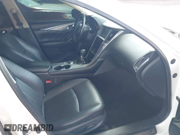 2016 Infiniti Q50 3.0t Premium with VIN JN1EV7AP4GM303705, listed as a IAAI auction lot 41957748 with 122,839 mi miles. Bid and sale history available at carsss.com. Image 5.