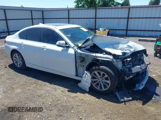 2014 BMW 5 Series 528i xDrive с VIN WBA5A7C56ED615930, выставлен на аукционе IAAI как лот 42363550 с пробегом 124 526 миль миль и . История ставок и продаж доступна на DreamBid. Изображение 1.