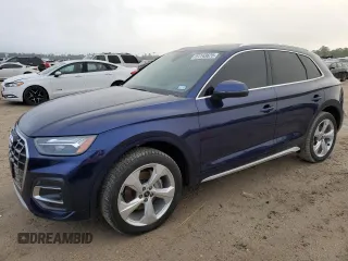 2021 Audi Q5 Premium Plus with VIN WA1BAAFY1M2085489, listed as a Copart auction lot 51143625 with 27,843 mi miles and Salvage Title. Bid and sale history available at carsss.com. Image 1.