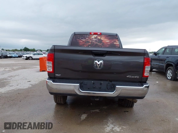 2024 Ram 2500 Tradesman with VIN 3C6UR5CJ8RG181826, listed as a IAAI auction lot 42096333 with 12,510 mi miles and . Bid and sale history available at DreamBid. Image 17.