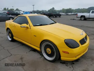 2001 Mercedes-Benz SLK-Class Kompressor with VIN WDBKK49F61F184147, listed as a Copart auction lot 64860084 with 0 mi miles and Salvage Title. Bid and sale history available at carsss.com. Image 4.