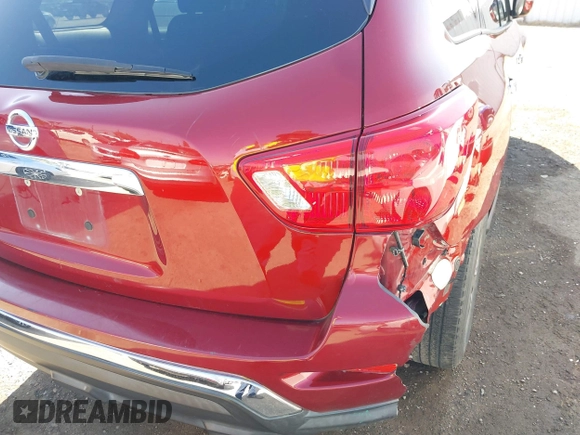 2018 Nissan Pathfinder SV z VIN 5N1DR2MN5JC678022, wystawiony jako IAAI lot #42206918 z przebiegiem 106 488 mil mil oraz . Historia ofert i sprzedaży dostępna na DreamBid. Obrazek 17.
