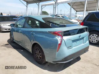 2017 Toyota Prius Two with VIN JTDKARFU9H3042326, listed as a IAAI auction lot 41991608 with 90,089 mi miles. Bid and sale history available at carsss.com. Image 3.