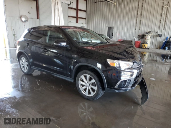 2019 Mitsubishi Outlander ES z VIN JA4AR3AU3KU020553, wystawiony jako Copart lot #54668155 z przebiegiem 42 005 mil mil oraz Szkoda całkowita • Salvage title. Historia ofert i sprzedaży dostępna na DreamBid. Obrazek 4.