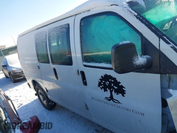 2018 Chevrolet Express Cargo Van with VIN 1GCWGAFG1J1195263, listed as a IAAI auction lot 41287882 with 71,475 mi miles. Bid and sale history available at carsss.com. Image 13.
