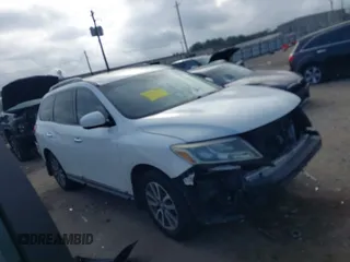 2015 Nissan Pathfinder SV z VIN 5N1AR2MN9FC616231, wystawiony jako IAAI lot #41479189 z przebiegiem 189 556 mil mil oraz . Historia ofert i sprzedaży dostępna na DreamBid. Obrazek 1.