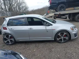 2017 Volkswagen GTI S with VIN 3VW5T7AU8HM020462, listed as a IAAI auction lot 42008909 with 117,073 mi miles and . Bid and sale history available at DreamBid. Image 12.