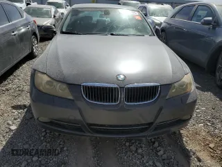 2006 BMW 3 Series 330i with VIN WBAVB33526KS32828, listed as a Copart auction lot 48359995 with 121,936 mi miles and Salvage Title. Bid and sale history available at carsss.com. Image 5.