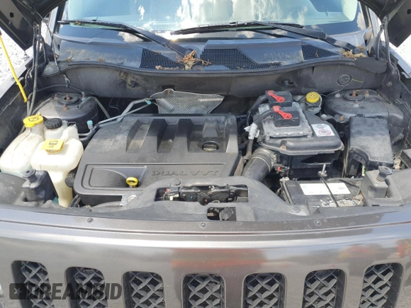 2015 Jeep Patriot High Altitude with VIN 1C4NJRFB1FD303869, listed as a Copart auction lot 63634105 with 109,687 mi miles and Clean title. Bid and sale history available at DreamBid. Image 12.