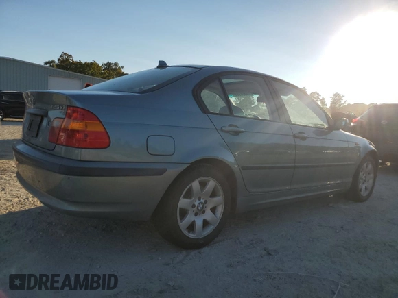 2005 BMW 3 Series 325xi with VIN WBAEU33425PR20542, listed as a Copart auction lot 75524144 with 232,229 mi miles and Clean Title. Bid and sale history available at carsss.com. Image 3.