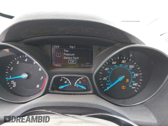 2013 Ford Escape SE z VIN 1FMCU9G99DUC90792, wystawiony jako IAAI lot #42501513 z przebiegiem 207 590 mil mil oraz . Historia ofert i sprzedaży dostępna na DreamBid. Obrazek 7.