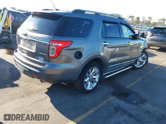 2013 Ford Explorer XLT with VIN 1FM5K7D81DGA57549, listed as a IAAI auction lot 41706113 with 132,813 mi miles and . Bid and sale history available at DreamBid. Image 4.