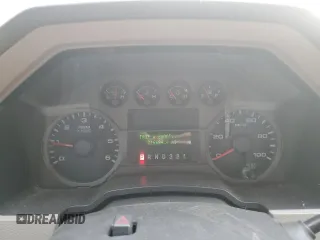 2008 Ford F-250 XL with VIN 1FTSX21598EA73327, listed as a Copart auction lot 61251425 with 216,694 mi miles and Salvage title. Bid and sale history available at DreamBid. Image 9.