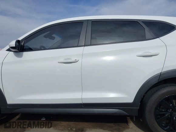 2020 Hyundai Tucson SE z VIN KM8J2CA4XLU159781, wystawiony jako IAAI lot #42170758 z przebiegiem 108 655 mil mil oraz . Historia ofert i sprzedaży dostępna na DreamBid. Obrazek 15.