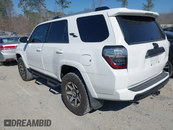 2018 Toyota 4Runner SR5 with VIN JTEBU5JR7J5499547, listed as a IAAI auction lot 41617120 with 97,668 mi miles. Bid and sale history available at carsss.com. Image 3.