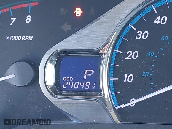2013 Toyota Sienna XLE AAS with VIN 5TDYK3DCXDS379272, listed as a IAAI auction lot 41407282 with 240,491 mi miles and . Bid and sale history available at carsss.com. Image 15.