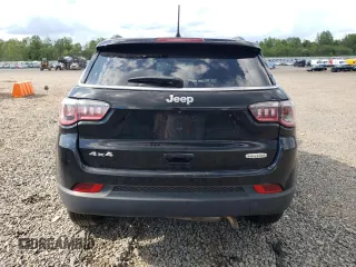 2020 Jeep Compass Latitude с VIN 3C4NJDBB7LT135136, выставлен на аукционе Copart как лот 55781885 с пробегом 54 830 миль миль и Списание • Salvage title. История ставок и продаж доступна на DreamBid. Изображение 6.